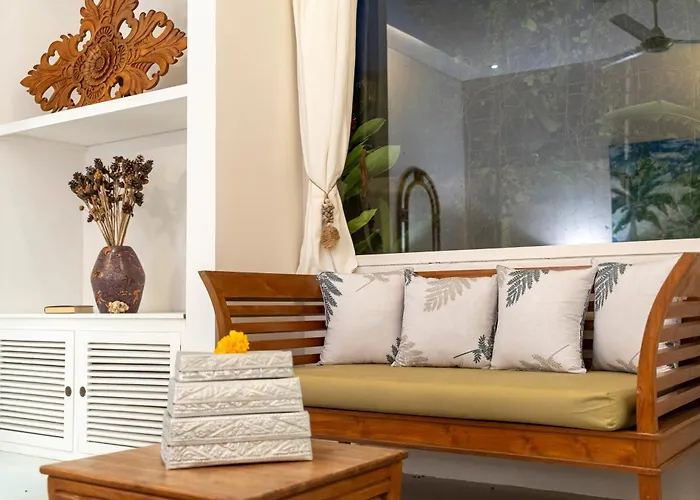 Tropical Oasis Of Calm In The Heart Of Seminyak, 4br Luisha Villa Seminyak