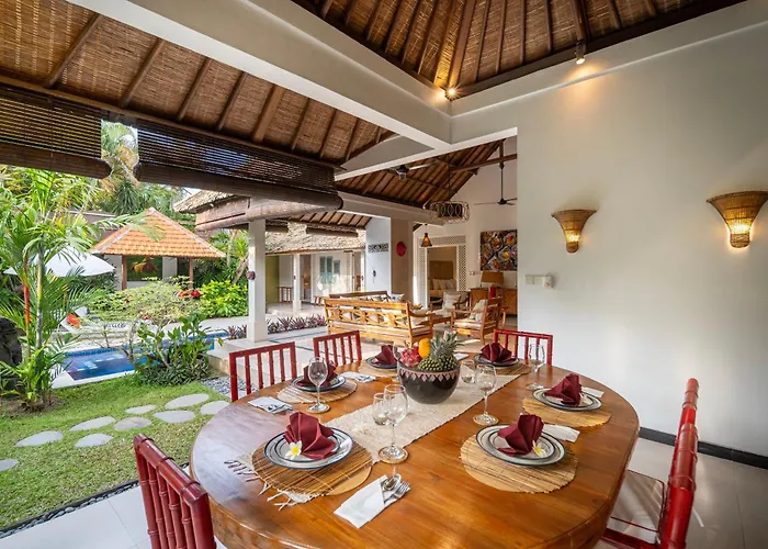 Tropical Oasis Of Calm In The Heart Of Seminyak, 4br Luisha Villa