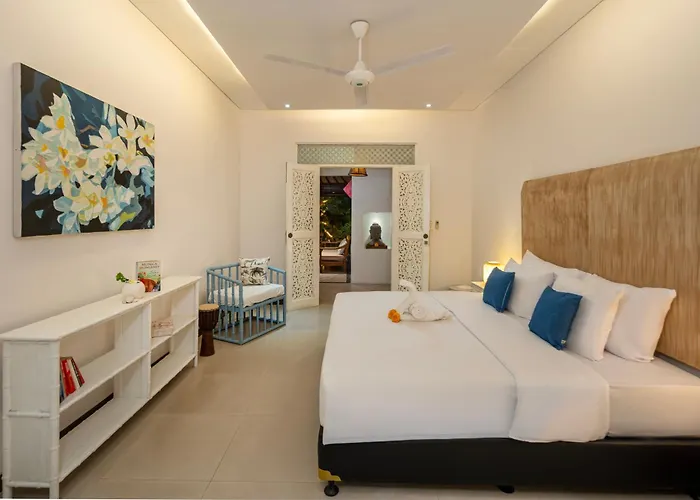 Tropical Oasis Of Calm In The Heart Of Seminyak, 4br Luisha Villa