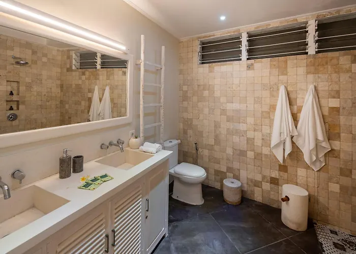 Tropical Oasis Of Calm In The Heart Of Seminyak, 4br Luisha * Seminyak
