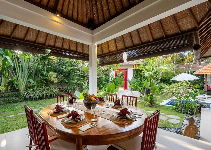 Tropical Oasis Of Calm In The Heart Of Seminyak, 4br Luisha * Seminyak